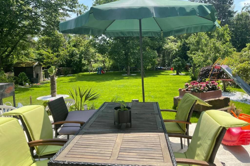 Wunderschoene Terrassenwohnung Mit Blick Ins Gruene! Meerbusch Luaran gambar
